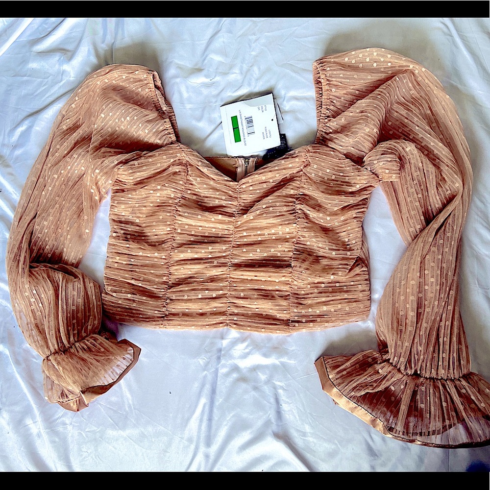 Woman’s Sweetheart Blouse